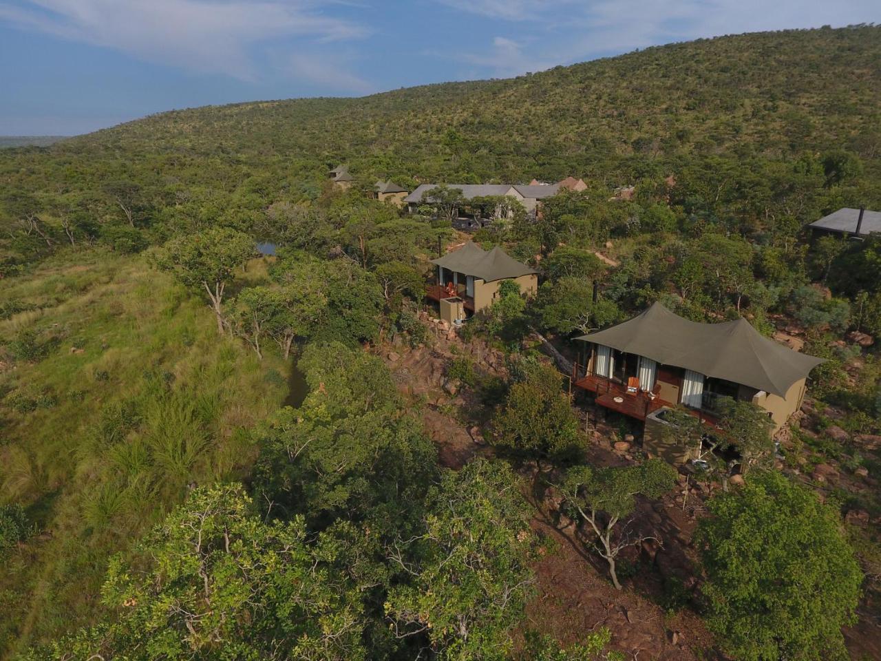 Inzalo Safari Lodge Réserve animalière Welgevonden Extérieur photo